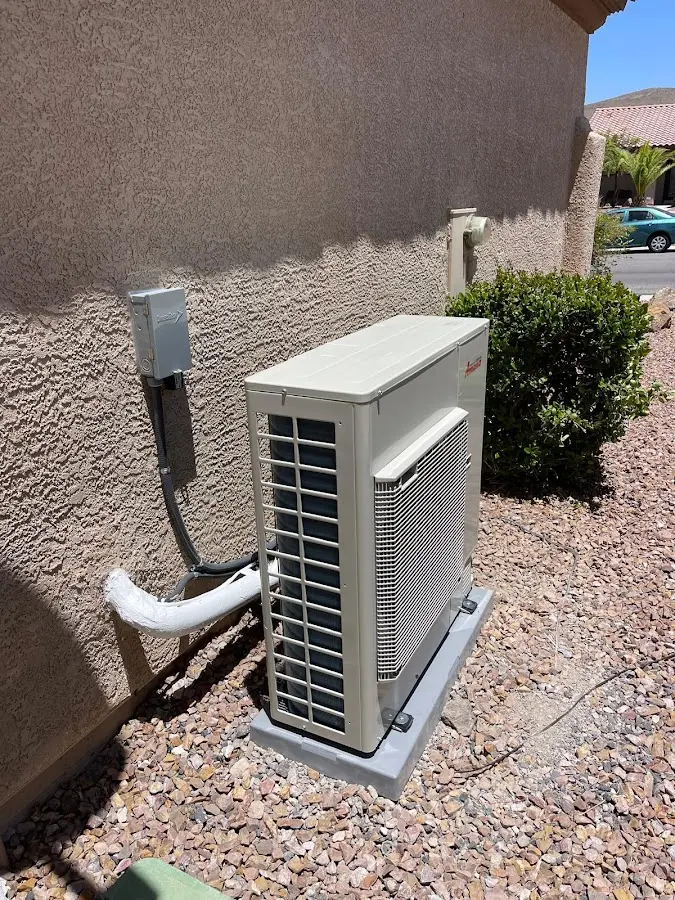Residential air conditioning condenser unit in Oroville East